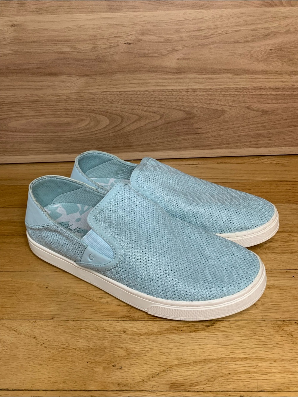 OluKai Pehuea Light Blue Women's Slip-On Shoes - Size 7 - Picture 2 of 7
